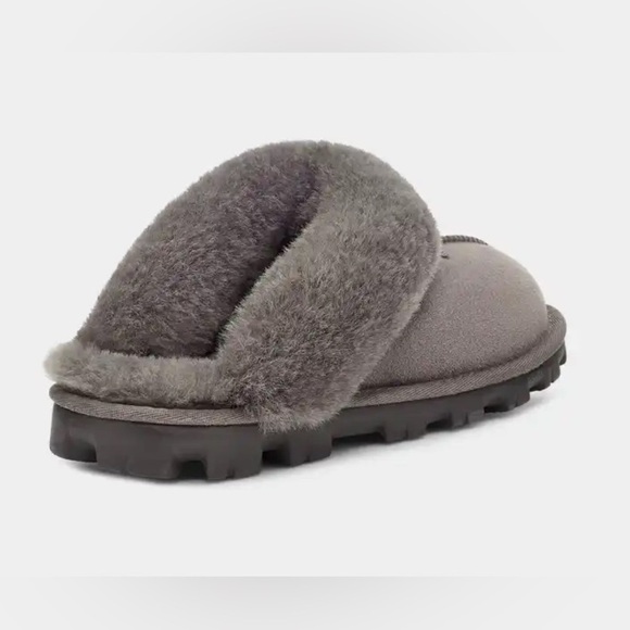 Ugg Coquette Slipper Size 7 NWT - Picture 3 of 14